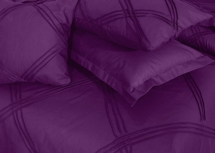 design on bed sheet