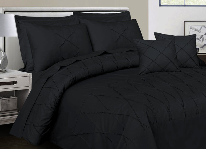 black bedroom sheets