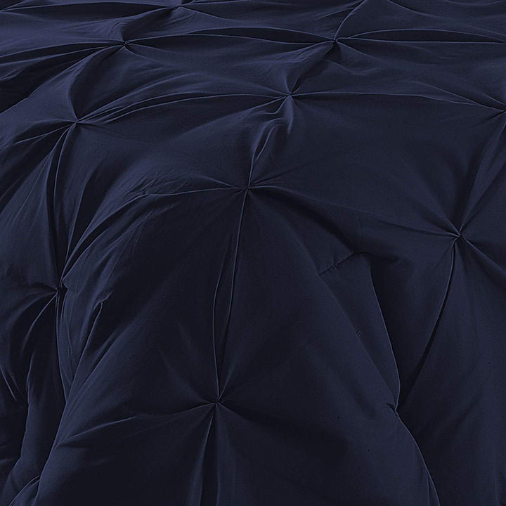 design on bedsheet